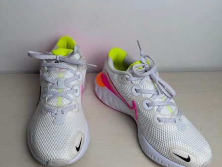 Shoes Athletic By Nike In White, Size: 8 Online Sale