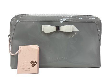 Makeup Bag By Ted Baker, Size: Medium Hot on Sale