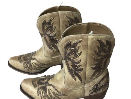 Boots Western By Roper In Brown, Size: 8 Discount