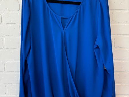 Top Long Sleeve By Vince Camuto In Blue, Size: L Hot on Sale