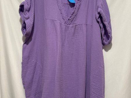 Top Short Sleeve By Zenana Outfitters In Purple, Size: 3x Sale