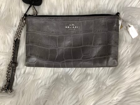 Wristlet Designer By Coach, Size: Medium Fashion