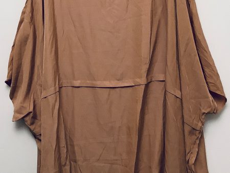 Top Short Sleeve Basic By Shein In Tan, Size: 3x on Sale