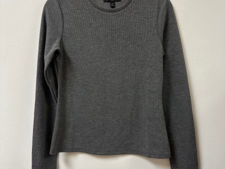 Top Long Sleeve By Banana Republic In Grey, Size: Xs Supply